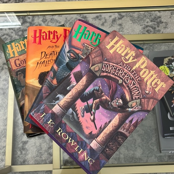 Harry Potter First Edition Hard Cover(4)EUC Highly Collectible valued over $3500 - Picture 2 of 14